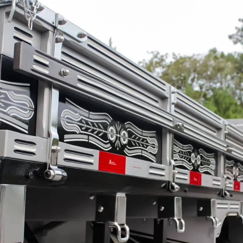 Carroceria de Madeira